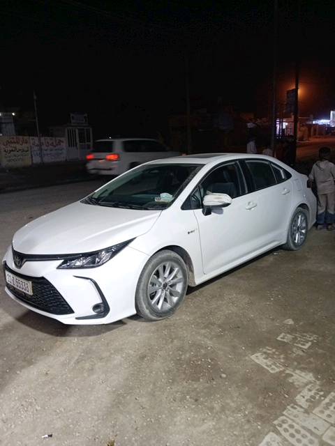 سيارة تويوتا موديل حديث بحالة ممتازة للبيع، لونها أبيض، وتعمل بشكل جيد بدون مشاكل. تم صيانتها بانتظام وهي خالية من الحوادث. المسافة المقطوعة قليلة ومناسبة للقيادة في المدينة وعلى الطرق السريعة. السيارة متوفرة حاليًا في مخيم بالسليمانية.