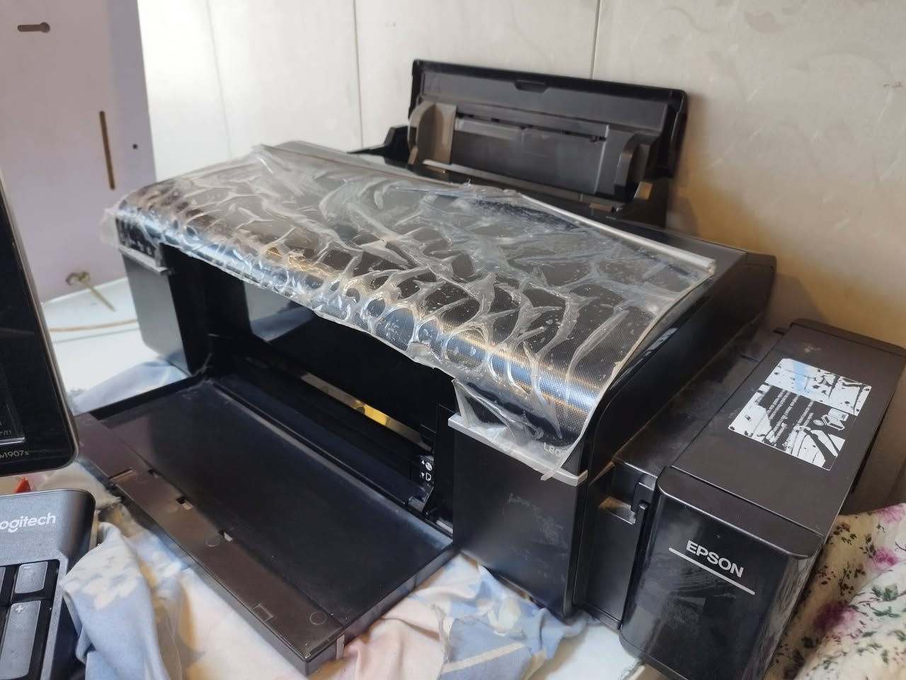 غنيه عن التعريف
السلام عليكم طابعه ايبسون موديل  L805  احبار أصليه فقط استعمله الطابعه نضيفه جدا مكاني كربلاء ***********
