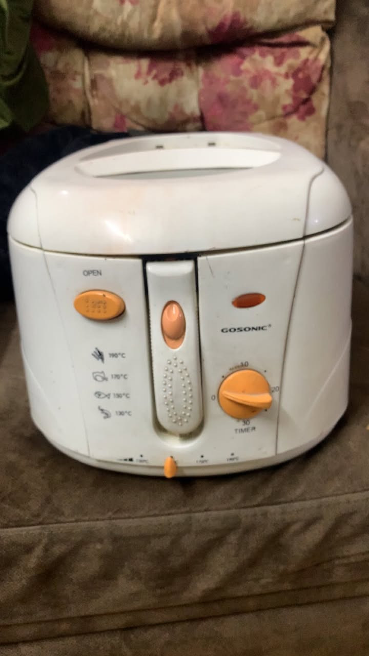 قلايه كهربائيه


**إذا كنت صاحب هذا الإعلان وتريد حذفه لأي سبب، رجاءا أرسل رسالة إلى الدعم الفني**