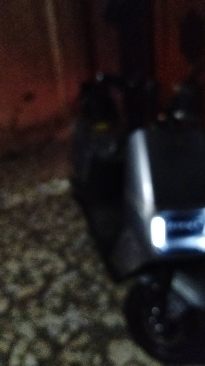 السلام عليكم
دراجة الكهربائية ⚡️⚡️نوع GARow جدا اعتمادية  للستخدامات اليومية وتحمل وزن 150كيلو
موصفاتها :
موديل.2025
.بطاريات عدد 6 كبار🔋
. ملف 1500نحاس
.السرعة من 65الى70حسب الوزن
.بريك دسك
. لايت 3عدسات+بكلايت لد
.نضام أنذار سرقة🔊
. تشغيل بصمة2+سويچ2
. تاير چوبلس
.شاشة ديجتال +شاشة اعطال
. 3.سرعات
.  نظام(p)ألبارك
. سماعة تحدث
.حساس بريك
.منقد شحن (Usp)
.دراجة كلش نضيفة ومابية أي نقص
.مكاني بغداد البلديات
.كشن مقعد مريح
.***********📞
