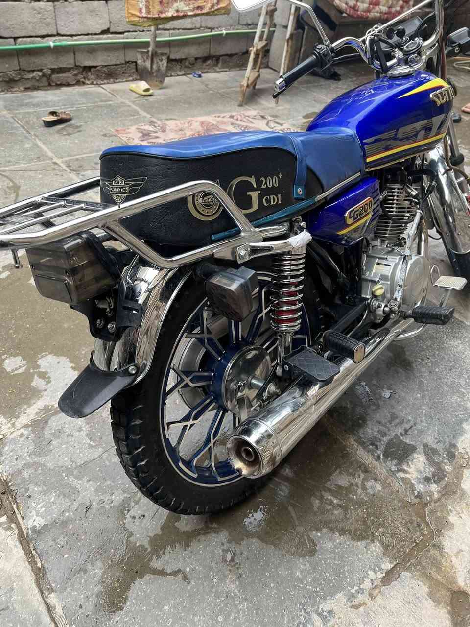 سلام عليكم دراجه أيراني 5 كير للبيع دراجه مكفوله ومحرك ما مفتوح دراجه والدراجه نكره سلف وخير من الله واوراق موجوده سعرهة 650 وبيهة مجال مكاني بغداد الزعفرانيه شارع الزوراء رقم للاتصال ***********
