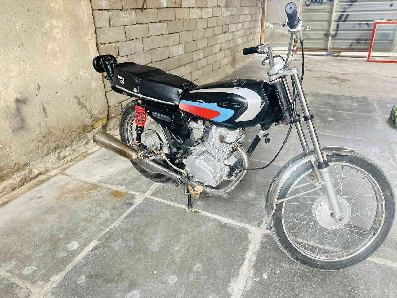 يالله دراجه نامه للبيع أدوات مكفوله من البوكه دراجه ناعمه حلوه تخبل شلعه مديل23 مفتوحه مره وحده سعر 475بيع مجال رقمي ‭0773 526 0887‬مكاني بني منصور ابو غريب
