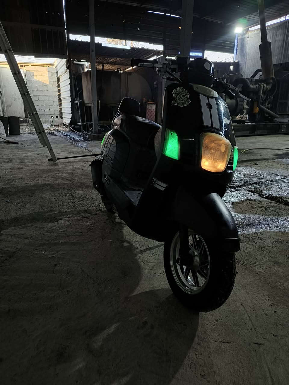 السلام عليكم دراجة بوليس لبيع شغاله سلف وهندر دراجة مابيهة نقص كاملة الدراجة خير من الله امزودة بوشة 55 وذا اكو مراوس اراوس هاذ رقمي ***********متواجد واساب مكاني بغداد الشعلة
