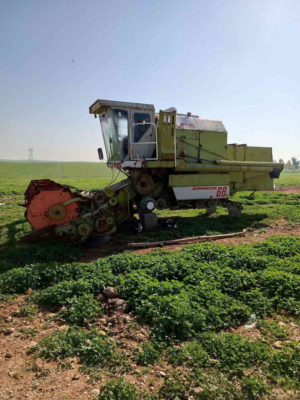 اسلام عليكم حصوده كلاص للبيع جهازه تأيراتها موجود تبريد فقط يحتاج لا غاز حصوده جهازه رقم سنويه رقم قادسيه محرك لا صرف ولا نفغ شرط بدون اخياس كير ٢٠١٣ جكات معملها كامل مكمل مكاني موصل للبيع او ماروس با كاروبه التواصل هاذا الرقم ***********
