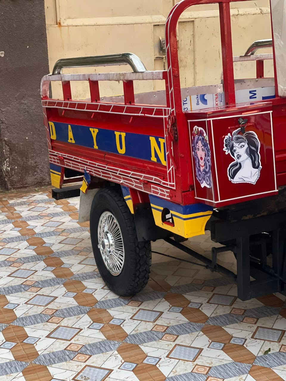 ستوته للبيع موديل 19 اوراق اصولي مكينه نضيفه كهربائيات ضفيره جديده كامله تخم تأير جديد ستوته نضيفه السعر خاص


**إذا كنت صاحب هذا الإعلان وتريد حذفه لأي سبب، رجاءا أرسل رسالة إلى الدعم الفني**