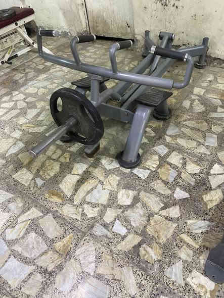 سحب تجديف سايبكس 2- سحب T متكي الصدر شركه امبالص 3- سحب T منحني  4- مصاطب بنج نتليوس ومكنوم امريكي بااسعار مناسبه للاستفسار *********** بغداد مدينه الصدر
