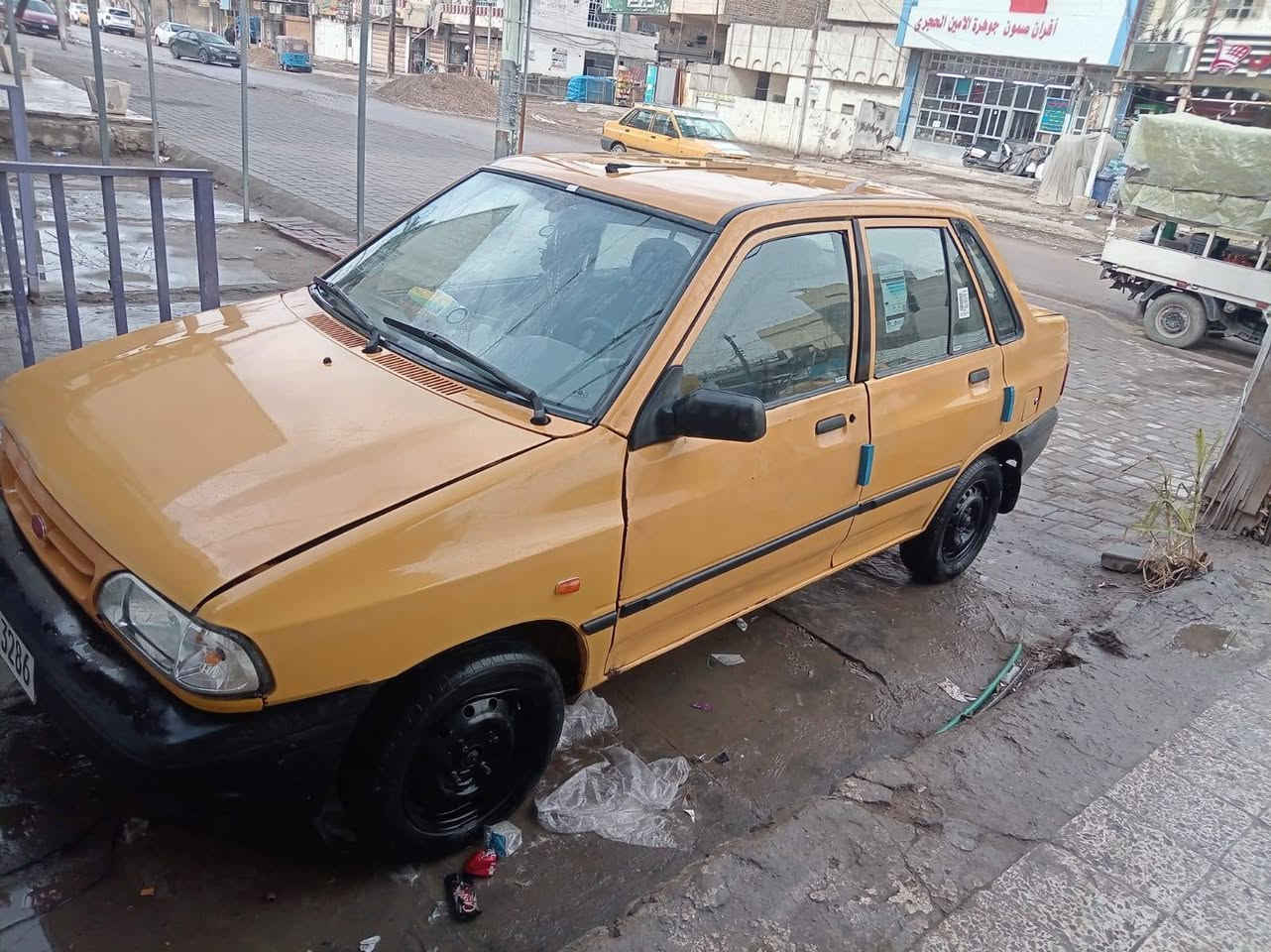 السلام عيكم سايبه للبيع مديل 14كهرابئيات كلها شغاله تدفئه تبريد  سياره خير من الله رقم انكليزي تحويل مباشر سعرها 32 وبيها مجال***********
