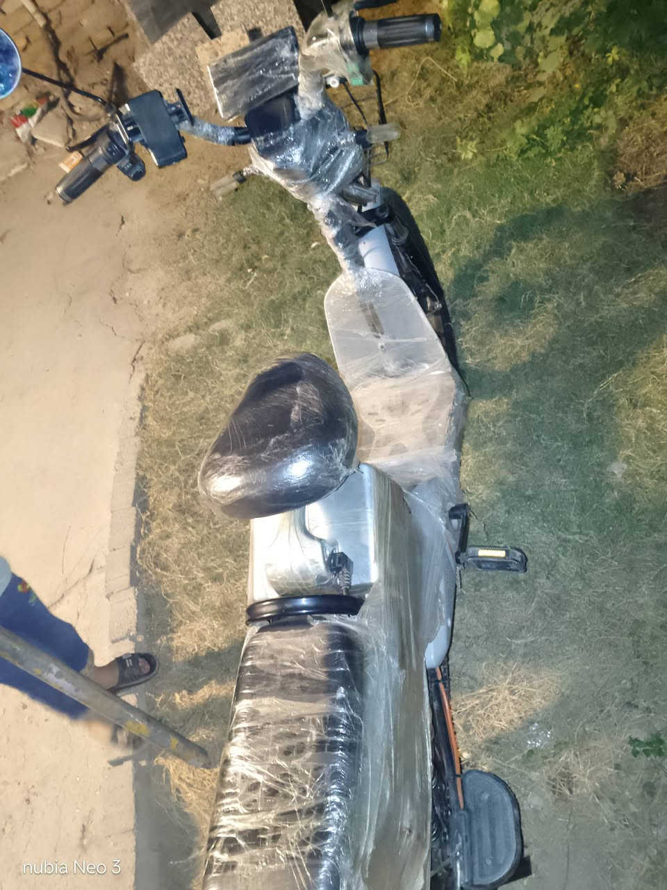 سسلا
سلام عليكم 
لبيع دراجه
4 او 5بطاريات شرط جديدة.   

نضافه الله شاهد
لايتات عالي  سكن. اشاير نشرات  كله شغال 
بصمات ثنين تشغيل عن بعد +سويج
ما بي اي نقص كامل مكمل 
سعر 375 وبيها مجال
رقمي *********** اخويه ماطور ما بي شي نضيف وكدام العين واتساب موجود
