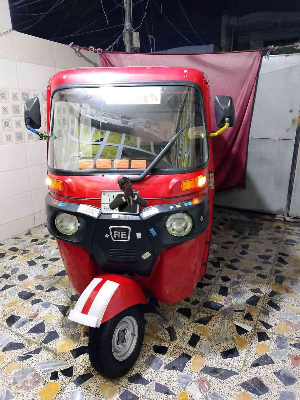 للبيع 19محسوبه عل 20شهر 12✋💚رقم وسنويه نكليزي كربلاء بسمنه مكاني بغداد مشروع وطني وين ميعجبك احول كفاله من صبغ عده دوس وبيهه بارد بل لغد فقط تكتك جديده مال جناي  ***********
