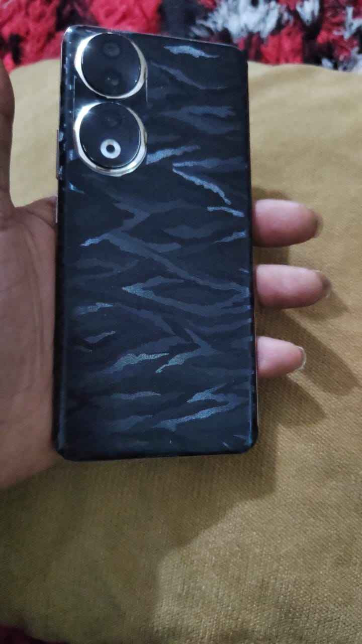 هونر 90 ذاكرة 512 جهاز لا مفتوح ولا مصلح علفحص مكفول من كلشي. فقط الظهر مفطور وغلفته السعر 250 وبي مجال قليل او مراوس حسب القناعة بغداد, العراق


**إذا كنت صاحب هذا الإعلان وتريد حذفه لأي سبب، رجاءا أرسل رسالة إلى الدعم الفني**