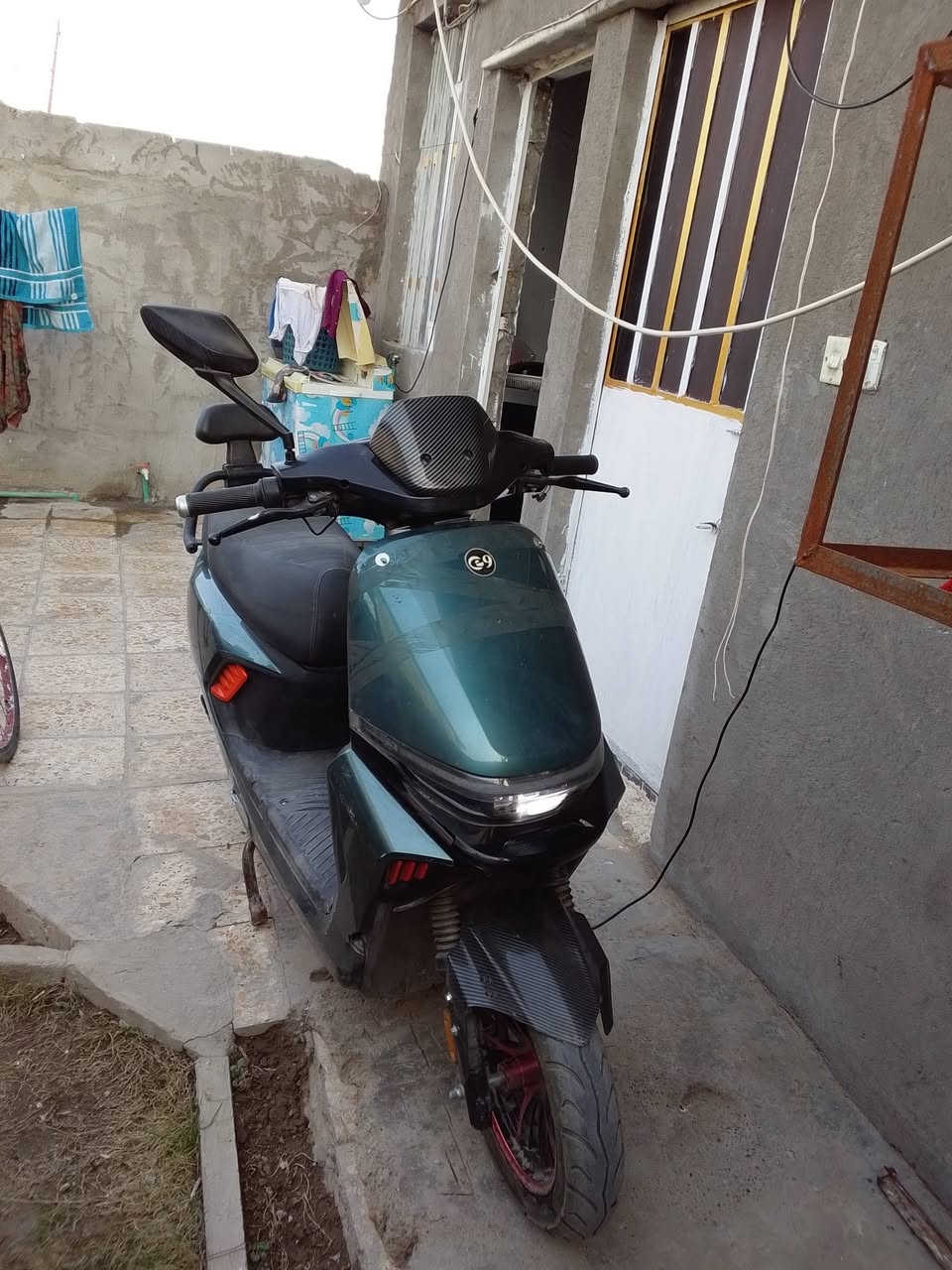 السلام عليكم للبيع دراجه شحن سته بطريات جديده موديل 2026درجه جديده مفوله كهربائيات  كله كماله نضام R دبل شاره نشرات بيه من جوه ويه البرك ليت عالي ناصي بكليت شغال مكاني مقبل منشه نصر ***********5 

السعر 550بي مجال
