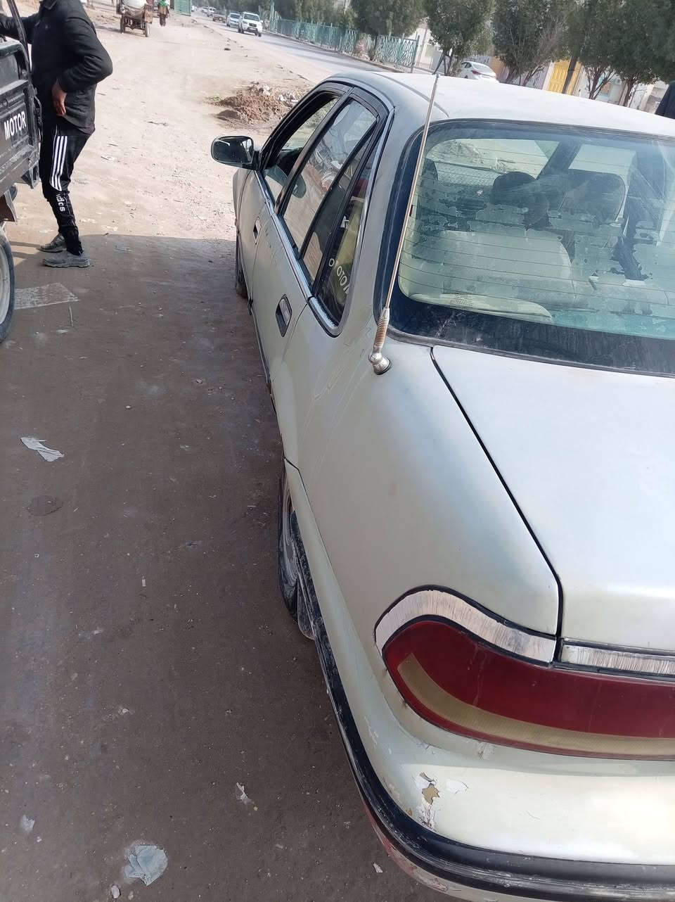 #ب 22 ورقه
🛑دايوا برنس / موديل 1993 / الرقم نجف 

🛑سنوية نافذه ب 2024/ مكان السيارة نجف/ راعيهه موجود ومستعد يداور..

🛑محرك 2000 مفتوح،، كير #اوتماتيك

🛑اللون رصاصي غير محدد/ مصبوغة صبغ عام وبيه جراد..

🛑حدادية نظيفه/ تايرات جدد/ دواخل نظيفه مثل ما واضحه بالصوره..

🛑كهربائيات شغاله/ مشط وبور نظيفات / ضربه ما بيهه غير باب الايمن الخلفي ضربته دراجه وما بدلته ..

#السعر 22

للاستفسار / *********** 

واتساب موجود طول اليوم
