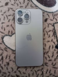 للبيع ايفون 15بروماكس دبل سيم كارت بطارية 89  مع ملحقاته  شرط ما مفتوح...