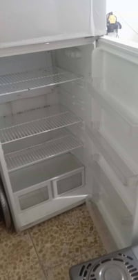 ثلاجة دنكه • جديدة • حجم كبير 22