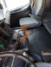 سكانيه • موديل 2000 • كفاله عامه