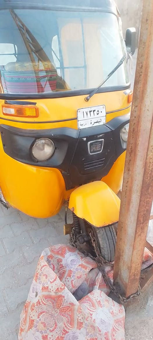 السلام عليكم تكتك باجاج رقم وسنويه وصاحبها موجود يحولك شوكت ماتريد التكتك بيها خيط تبخير قليل كلش موديل ١٩ داخله بال٢٠ رايدها اربعه ونص وبيها مجال هواي مكاني البصره أمن الداخلي  وهذا رقمي موجود واتساب فقط ***********
