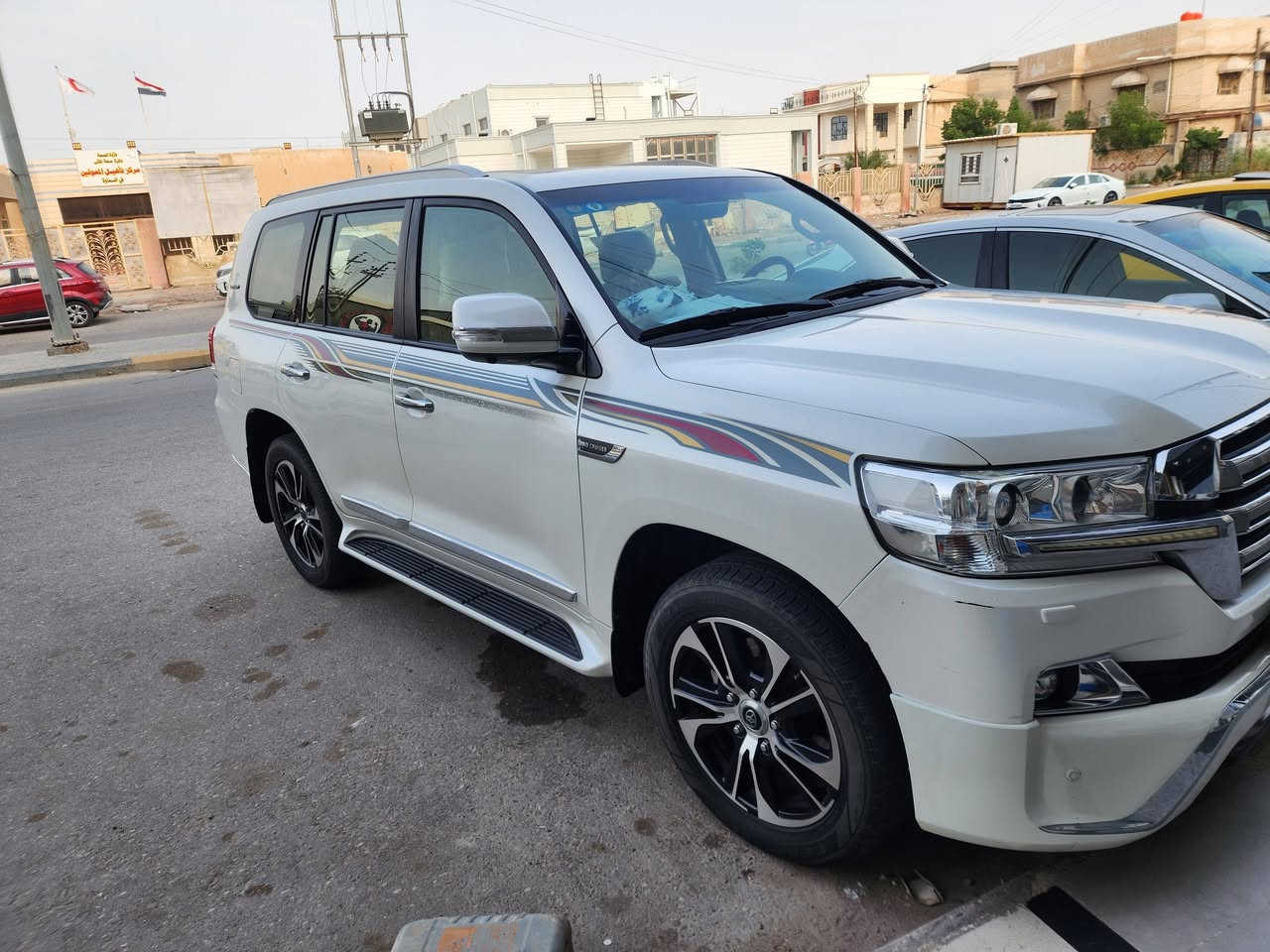 لاندكروز ٢٠١٧
لاندكروز ٢٠١٧ مكفوله عدا بارد بالباب الخلفي عكس السائق وموضح بالسونار المرفق رقم بغداد بأسمي شركة ساز دبل ماوس اربع كاميرات اشاير بالمري وحساسات امامي وخلفي تخم تاير السيارة ماناقصها اي شي صارلها سنة عندي والله بس اشغل وامشي ماشية ١٥٢ الف مكان السيارة السماوة


**إذا كنت صاحب هذا الإعلان وتريد حذفه لأي سبب، رجاءا أرسل رسالة إلى الدعم الفني**
