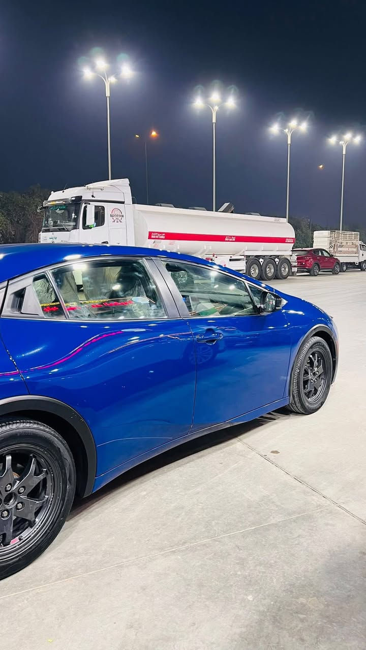 للبيع 
2023 TOYOTA PRIUS, LE
تيوتا بريوس هايبرد محرك 2.0/موديل 2023 
ممشى السيارة KM 92,789
مواصات 
كشن مخمل
تحديد مسار / خروج عن المسار (قيادة ذاتية)
رادار امامي / رادار نقطه عمياء 
ثلاث وضعيات قيادة 
حساسات خلفي امامي 
ضرر السيارة مثل ما موضح بصور المزاد 
بدون دواخل او شواصي و بدون ايرباك
خمس قطع صبغ ممفتوحات 

تفاصيل اكثر و سعر
 مراسلتي على الخاص او اتصال
سعر 150$

رقم                          ***********
