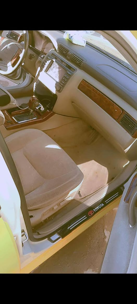 سلام عليكم ملكه للبيع جاهزه من كلشي فول فتحه منضومت غاز سياره جديده ضباره اصوليه  مدفوع كمرك ومخصصله رقم خصوصي كامله سياره تريد مداور تريد وكاله خطه نجف كربلا عليه غرامات مليون ينزلن من سعره 95 وبيه مجال قليل ***********
