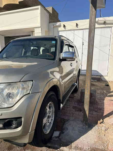 السلام عليكم سياره للبيع نوع باجيرو حبتور فول مواصفات جاهزه محرك كير حداده تبريد مابيه نفص باسمي سنويه جديده مشروع وطني رقم انگليزي موديل 2008سياره مصبوغه حزام سعر 70 الشراي يتصل ***********
