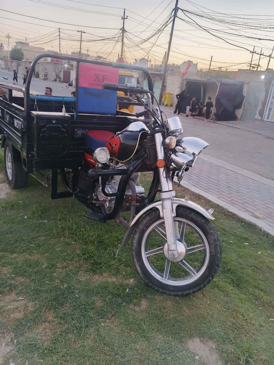 للبيع كفاله عامه سنويه موديل ٢٣ جاهزه من كلشي كبل علباب الله سعر ٢٧٠٠ وبيه مجال قليل مكاني كربلاء حيل غدير ***********
