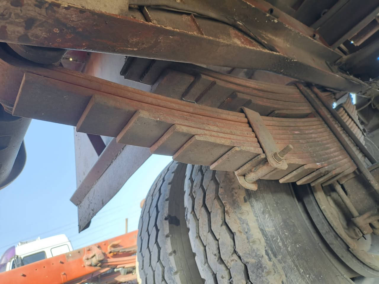 للبيع سبرنكات وتراچي وقفايص 3ونص
السعر 750.      ***********
