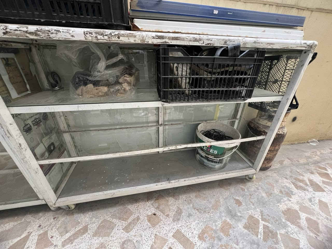 جام خانه +عارضه للبيع انظاف ومرتبين
السعر 150
 
***********

***********
