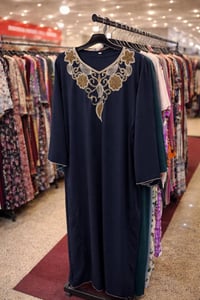 ملابس • مقاسات M-L-XL-XXL • توصيل