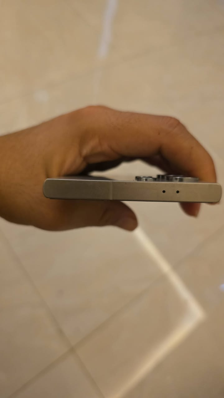 سلام عليكم 24Ultra شرق اوسط ضمان عين الفهد مبدل ضهر اصلي يم الشركه  سعر 800 قفل  للتواصل خاص


**إذا كنت صاحب هذا الإعلان وتريد حذفه لأي سبب، رجاءا أرسل رسالة إلى الدعم الفني**