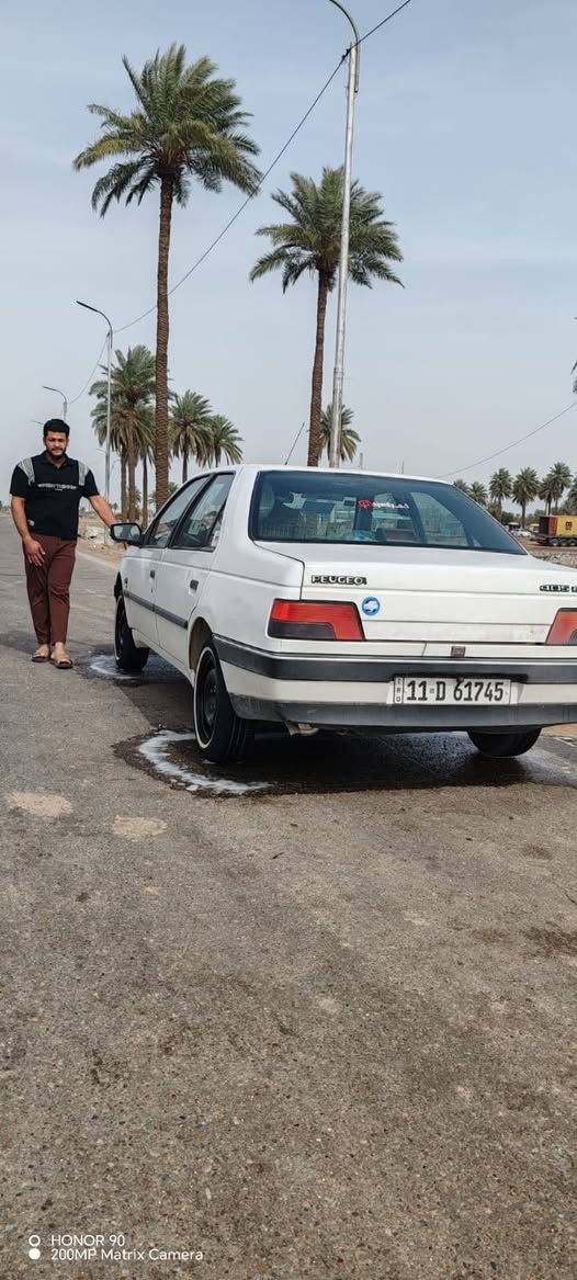 سلام عليكم خوان بيجو جي الكس 405 البيع مديل 11 مكينه توني شاده كرتون كير جديد كرتون حديديه جديده تبريد ثلج تخم تاير ابو الخط توني شاده 70 85 العالي سياره حلوه وجديده بعنه الكلمه من شواصي من كشر شاشه وكمره سمعات مضخم صوت الله شاهد متعوب عليه سياره حلوه وما عايزه برغي رقم جديد هزه جديده السعر 43 وبيه مجال قليل حك الجيه مكاني نجف مكتب الرشيد الي مو شراي لا يخابر رحمه الو لديكم  *********** تحياتي الجميع واني بل خدمه
