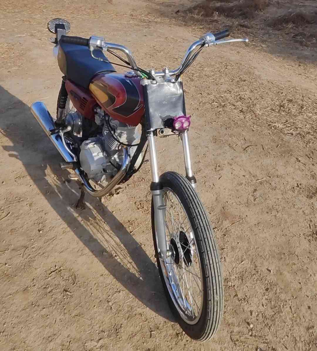 سلام عليكم
دراجة نامه للبيع الدراجه نضيفه المحرك مبدل بس والفات 

او تجي تشوف بعد احله من الصور+ كلك كلك 

 العنوان النجف الكوفه الحريه 
السعر 250


**إذا كنت صاحب هذا الإعلان وتريد حذفه لأي سبب، رجاءا أرسل رسالة إلى الدعم الفني**