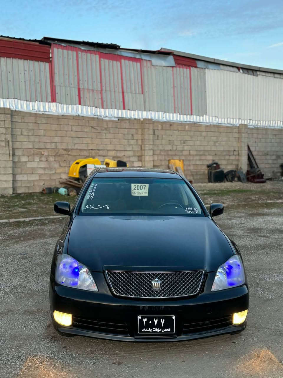 شاهينه 
موس 
مؤديل ٢٠٠٥
كامل مه سروف كراوه
٢بارچه بؤياخ ئه وربا
شاشه وكاميرا
٣دوگمه
تا يه ى تازه
٥٩$گه لا
شوين سليمانى
*********** السليمانية, العراق
