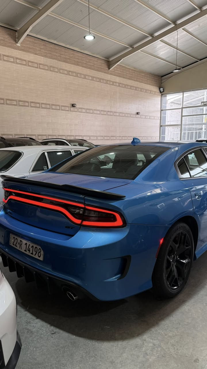 السلام عليكم
جارجر 2023  GT 
رادار امامي 
كشنات ذاكرة 
تدفئة تبريد 
كراسي كهرباء 
شاشة جبيرة 
تحكمات ستيرن 
شفتات سرعة 
محرك 6 سلندر 
ماشية 22 الف 
حادثها جاملغ وبنيد 

السعر 23،800 
وبيها مجال 

مكان السيارة بغداد 

***********
