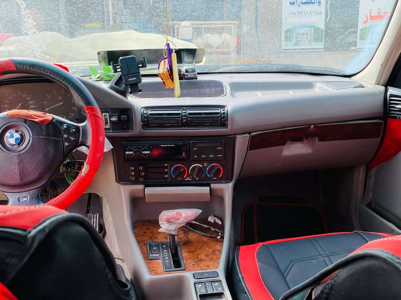 سلام عليكم 

525 مسكر فانوس  مديل 94 بيع او مراوس 
 
بيهه منضومه غاز 

سياره جاهزه للاخير فقط صونده تبريد مشكوكه اوياهه كمبريسر هديه 😂

كامله مكمله من سستم صوت 
حداديه كير محرك غرفه نضيفه السعر 60 بيهها مجال 

***********
