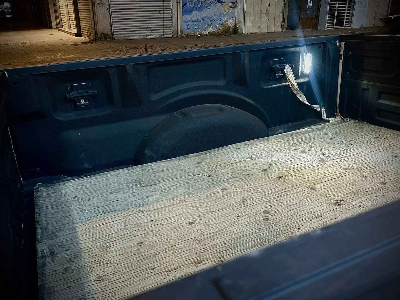 FORD F150  🦅

موديل 2019 مخززززنه ماشيه 31 الفف فقط بحاله الوكاله السياره فول مواصفات لاخيير 
بصمه تشغيل وابواب 🇺🇸
تشغيل عن بعد 🇺🇸
اشاير مري 🇺🇸
لايتات كلله لد 🇺🇸
شاشه كبيره ابل كار بلي🇺🇸
الكير 10 نمر 🇺🇸
مكينه المرغوبه 3.5 توين تيربو 🦅🇺🇸
السياره بانوراما 🇺🇸
ركن ذاتي 🇺🇸
السياره مرفعه ومعلايه من امريكا بلادي 🇺🇸
السعر 255 وبيها مجال للشراي 
مكانها بغداد
***********
