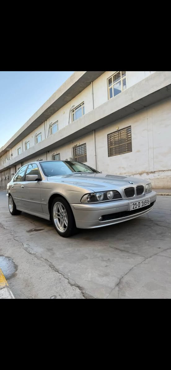 سلام عليكم
صقر 1998 تك فانوس 

صبغ عام جمالية 

گير مكينة تبريد شرط 

عليها ادامة كاملة صدر امامي خلفي جديد

4 تايرات جديدة 

طوافة جديدة مبدلة مال حاوية مع فيت بم 

سيارة جاهزة شرط التحويل رقم سليمانية 

مكان السيارة تكريت 

السعر 105 

***********
