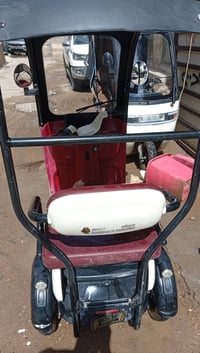 دراجة شحن للبيع نضيفة السعر 500الف العنوان بغداد الطي رقم الهاتف 07780...