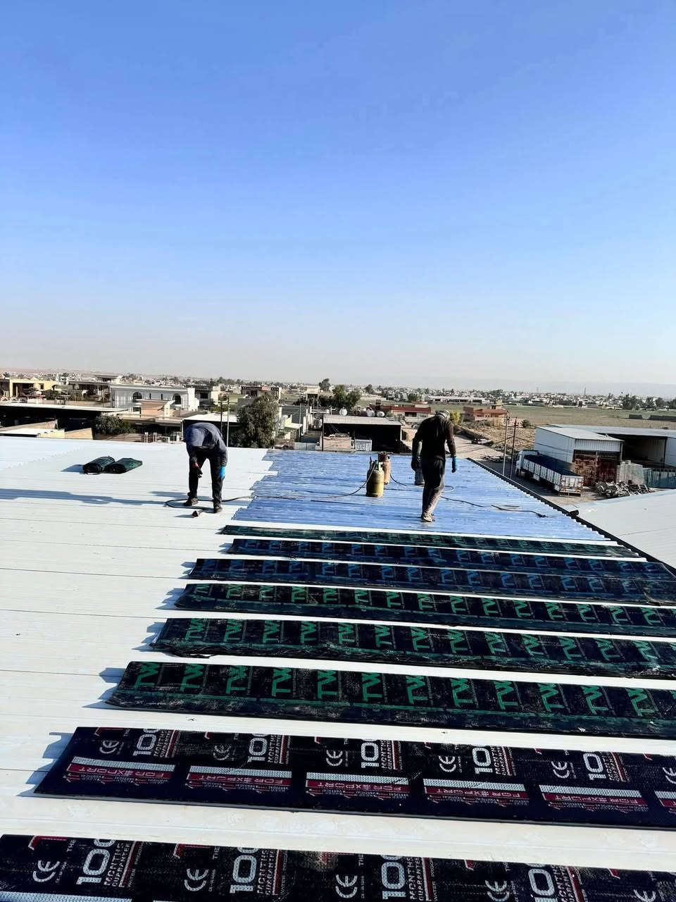 009647718806692
سارع وحمي بيتكً من تسرب الماء والرطوبه وايضاً عاكس للحراره اسطح وجدار خارجي  بوصل ضمان 
عدنه نوعيات مختلفه كل الأسعار داخل الإعلان
***********
***********
*********** 
إيطالي درجه اولئ وزن ثقيل 321  بخمسه ونص الف 

ايطالي درجه اولئ الالمنيوم   المتر خمسه الف 

ايراني  سلفون عادي.                باربعه ونص المتر 
اتصل وراح نسوي تخفيض للمساحات 
نعمل جميع مناطق محافظه نينوئ  عملنا هو بالأصل مخافه الله وبوصل ضمان من الشركه تضمن بيه حقك 
ولدينا عروض خاصه للمساحات الكبيره ونتعامل مع المجمعات ودوائر الدوله بوصل ضمان والفحص مابعد العمل 
مكونات ماده الابزوكام هي 
ماده سلفونيه الالمنيوم ال الألياف النسيجيه الزجاجيه والقماش الحراري وماده القير الدرجه اولى ومواد تصلب 

موقعنا 
حي البكر قرب جامع البديع مقابيل حركه بابليون
زورو موقعنا لضمان حقك
