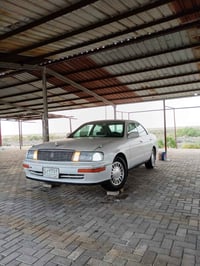 كراون بطة • موديل ١٩٩٢ • مكينة ٣٠٠٠