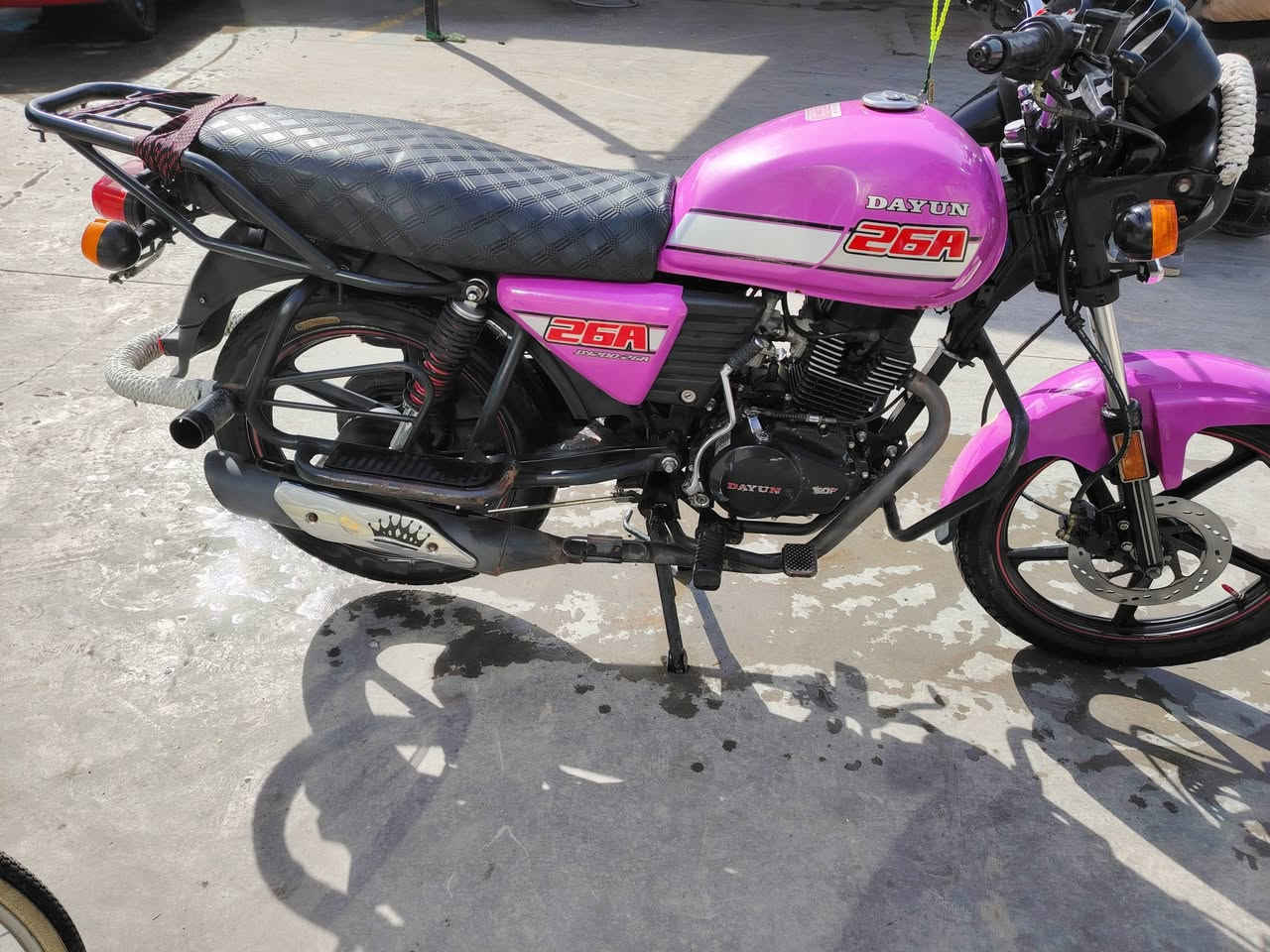 السلام عليكم دراجه دايون موديل 22 اوراق اصولي محرك 200 مقفول محرك ما مفتوح سعر 1,550  وبيها مجال قليل العنوان كربلاء الحسينيه الاستفسار ***********
