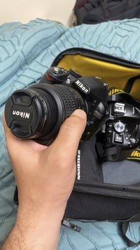 نيكون ٥٣٠٠ • نيكون ٣١٠٠ • عدسات ١٨-٥٥