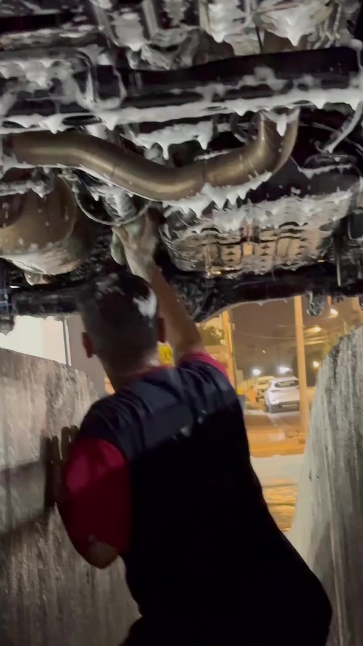 مركز ألحوت لغسيل والعناية بالسيارات 🚘🐳
نهتم بالتفاصيل..ونترك النتائج تتكلم 🥇
📍شارع الجيش الشعبي_مقابل مجمع الكوثر للزيوت 
بأدارة:شاكر العكيدي👨🏻
(***********)
 @ alh._awt
جميع السيارات الصغيره (٧٠٠٠)
والسيارات الكبيره (١٠،٠٠٠)
