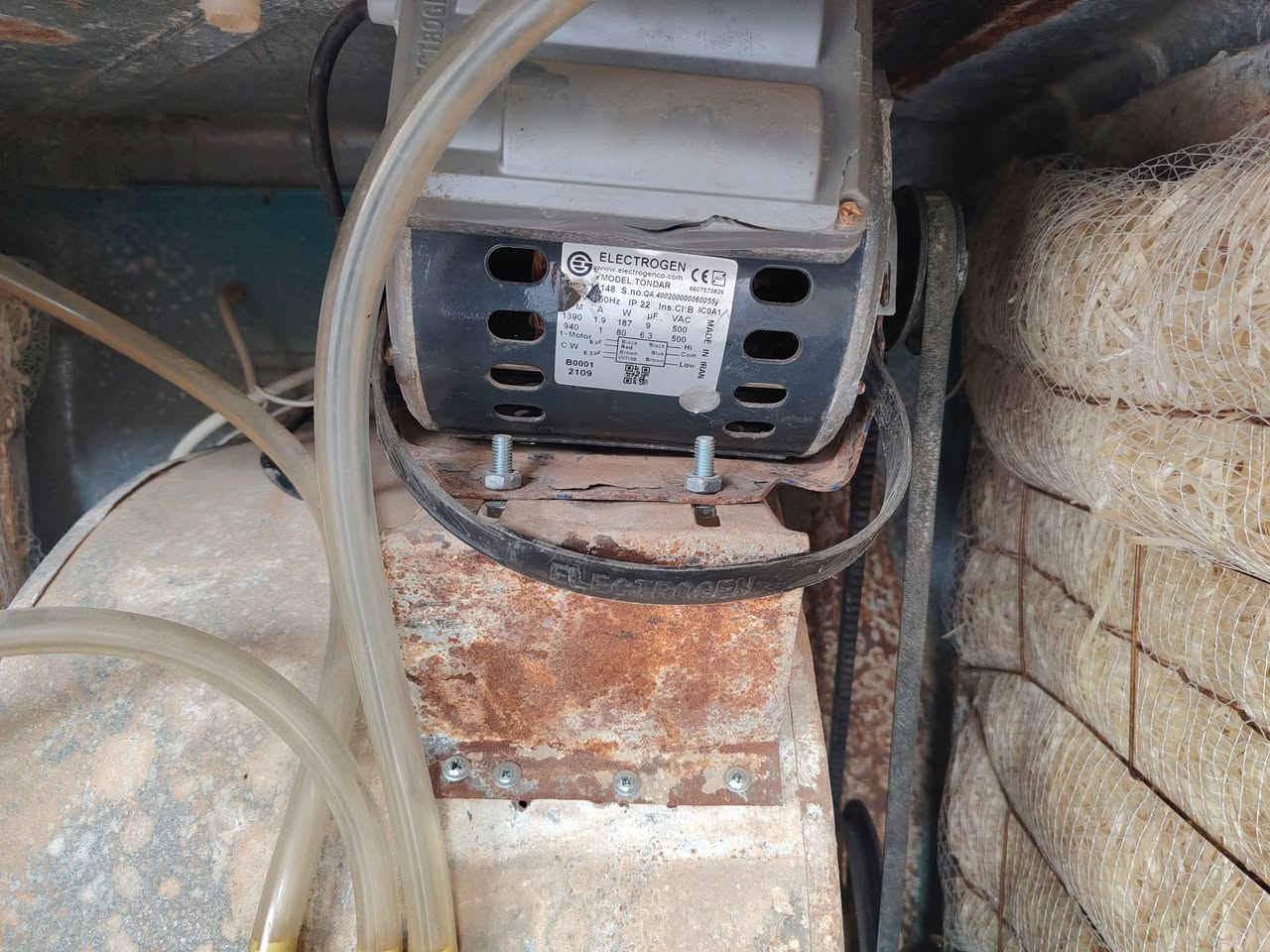 البيع 
مبرده  شغاله  وكامله سعر /90الف  بيع مستعجل 
ماطور وحده بعده كسر باكيت سعره /45 
ادمن وافق ضلعي


**إذا كنت صاحب هذا الإعلان وتريد حذفه لأي سبب، رجاءا أرسل رسالة إلى الدعم الفني**