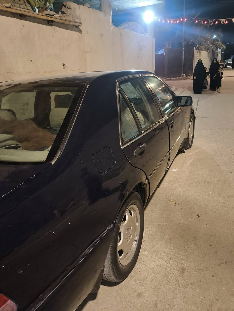 شباح للبيع سعر ٣٥  سياره اسمي رقم بغداد ***********
