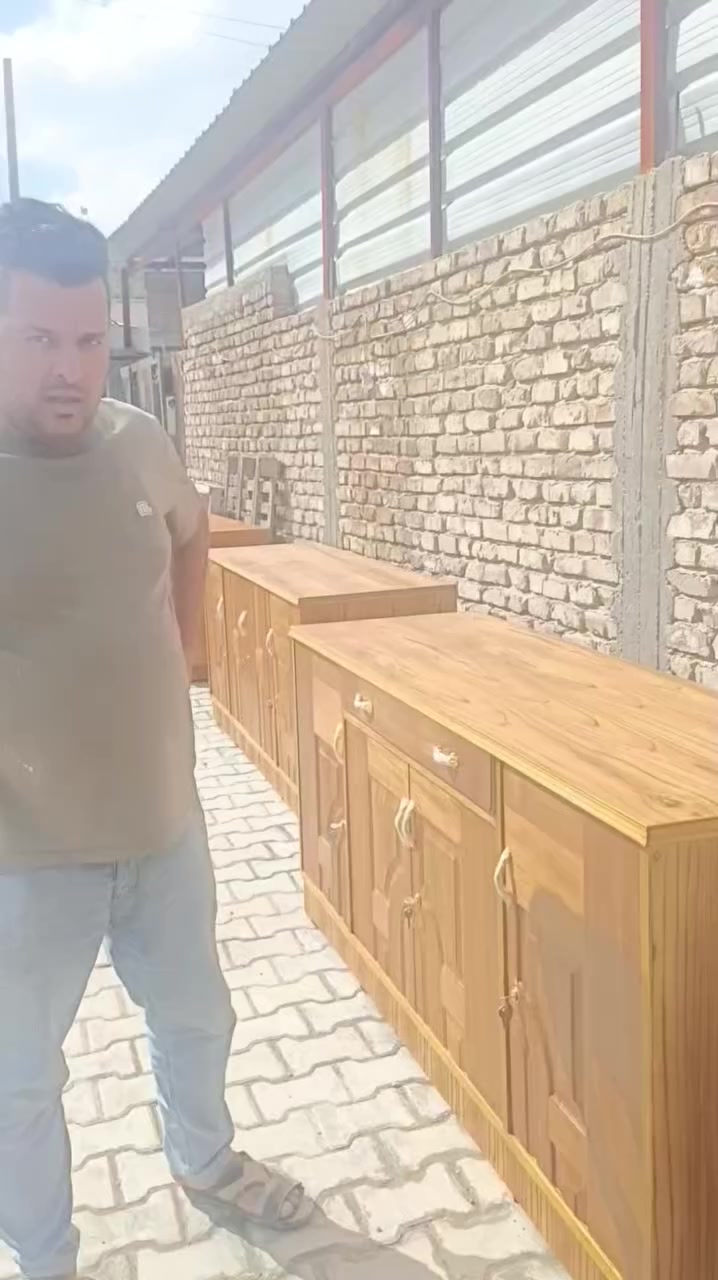 اليوم الاثنين 30/3/جبتلكم بوفيات حجم مترين صاج احطاطة اتخبل جوة سعر السوك 150وبس يمي متر ونص 125الف وبس يمي طارمية شارع المول مقابيل قدوري فلافل مقابيل دكتورة روضة***********==***********
