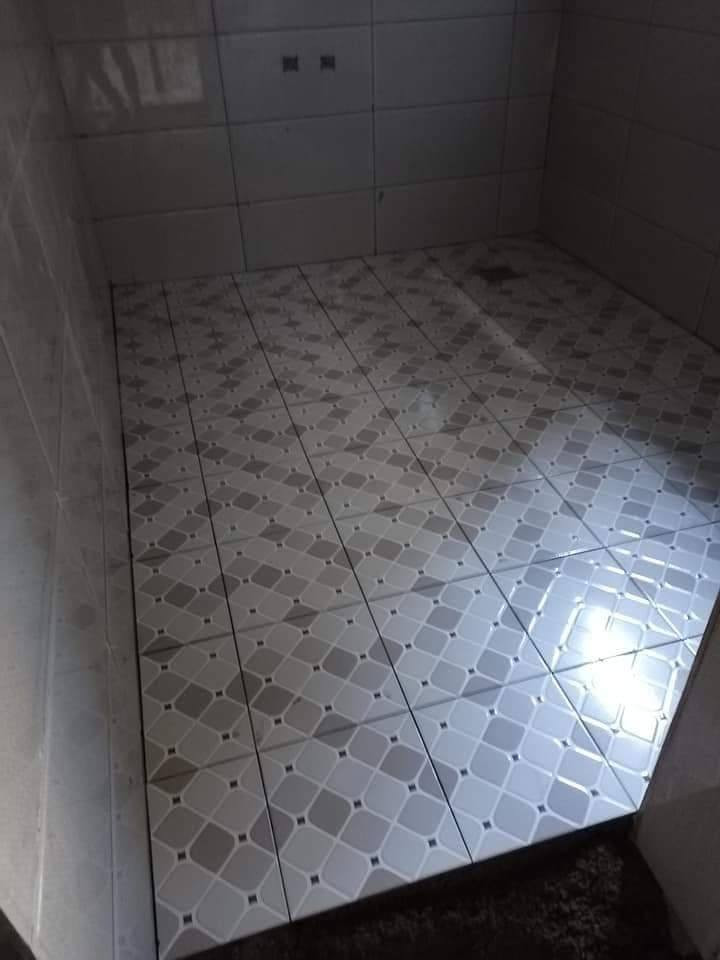 اسطه كوردو كاشي نشتغل كاشي بورسلين و گرانيت و مرمر موزايك و حجر ***********
***********
