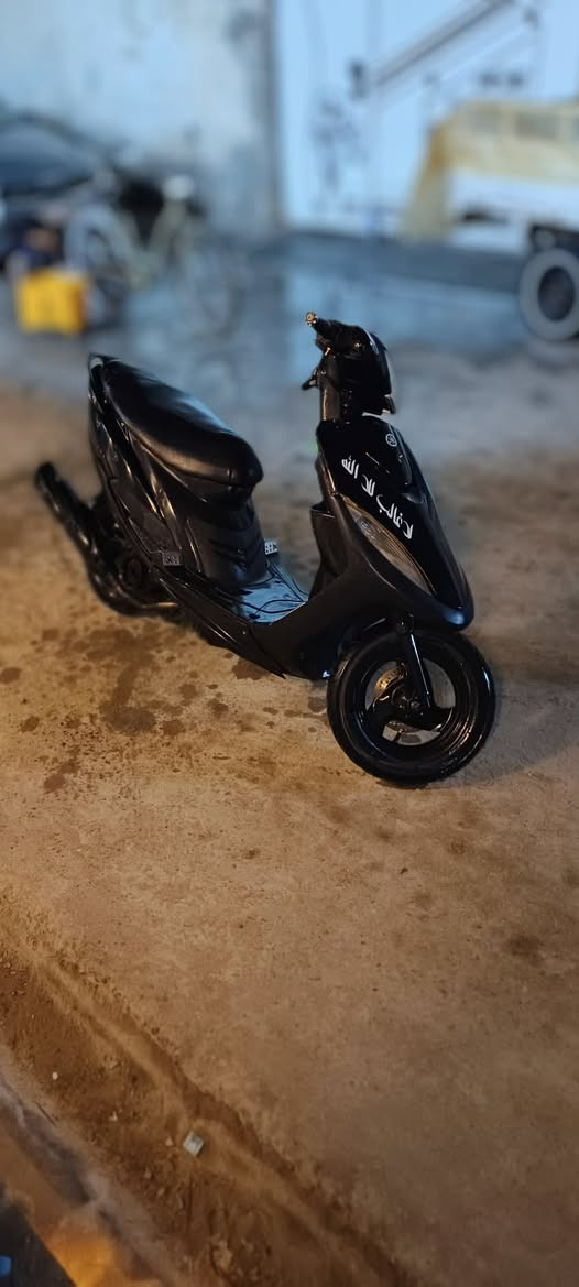 السلام عليكم ماكس عدلة مكينه 50بلاديه مفتوحه فقط ولفات وين متريد تفحص افحص دراجه كامله سلف وهندر نكرة باي وقت يعجبك السعر 550وبيها مجال لشراي


**إذا كنت صاحب هذا الإعلان وتريد حذفه لأي سبب، رجاءا أرسل رسالة إلى الدعم الفني**