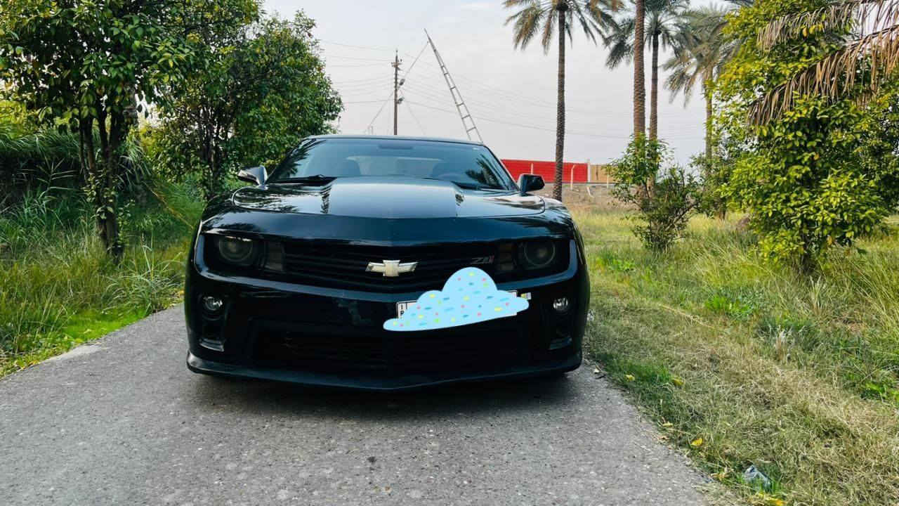 اقرا التفاصيل كامله واتصل غير متواجدين عالفيس 
السلام عليكم *********** 
كمارو 2011 وارد كلين يايتل LT كلش نظيفه وحلوه 
السعر 75 ورقه قفل محرك جديد ٣٦٠٠ ٦ سلندر كير كهربائيات صدر نظيفات رقم شمالي الدولي شرط
التحويل او الوكالة كير مكينه حد اديه تخم تاير سياره جاهزه بدون نقص مكانه بغداد المدائن وهاذا تقرير مال امريكا ورقم الشخصي ماشية 15 الف ميل كلين بدون
ضرر بدون ايرباك لا يوجد غرق لا حريق حسب التقرير 
محرك 3600  تو ويل 2G1FB1EDXB9148924 بغداد, العراق
