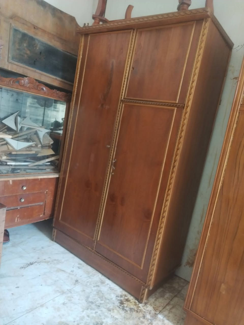 السلام عليكم
كنتور ٣ أبواب صاج
السعر ١٥٠
كنتور ٢ باب صاج
السعر ٨٥
المكان الكريعات مقابل مطعم البلام العائلي
موبايل ***********
لانرد على التعليقات فقط الاتصال
