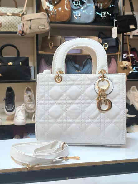 💥بسم الله وعلى بركة الله نبدأ بنشر البضاعة الجديدة  💥

💥💥جنطة نسائي  (ماركة ديور) كوالتي عالي روعة ‎💥💥

💥💥متوفرة ب ست الوان  💥💥

الكمية قليله سارعوا بالحجز 💥💥

العنوان / الانبار / قضاء عنه / المول الجديد / المحل ركن 

يتوفر خدمة توصيل داخل عنه 🚕🚕 

ويتوفر خدمة توصيل لجميع اقضية المحافظة 🚕🚕

ويتوفر خدمة توصيل لجميع محافظات عراقنا الحبيب 🚕🚕

للحجز والاستفسار يرجى مراسلة الصفحة ✅

او الاتصال ع الرقم التالي يتوفر واتساب ***********
